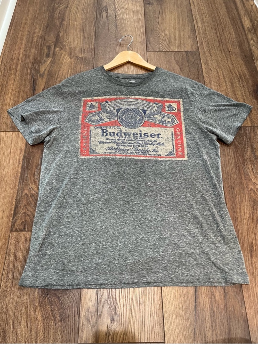 Old Navy T-Shirt Men Medium Gray Graphic Print Budweiser‎ Size Large